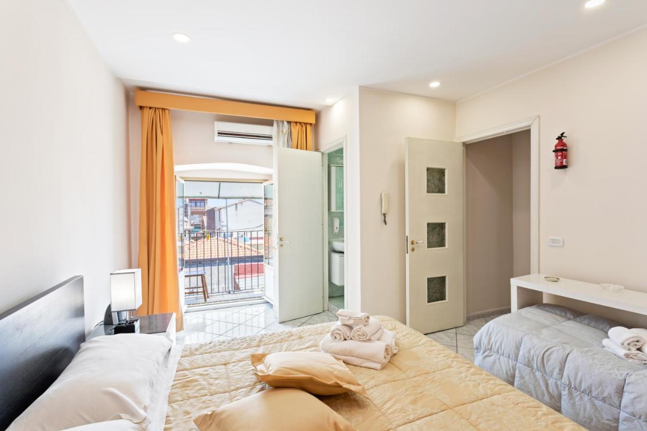 Castello Ursino Balcony Apartment Catania Exterior photo